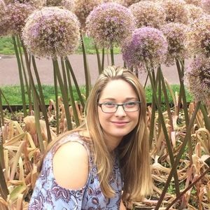 Meet your Posher, Moira